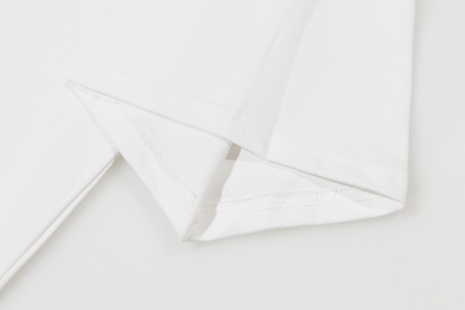 LuxluxHouse Best Quality Clothes T-shirt Chanel & Maison Margiela