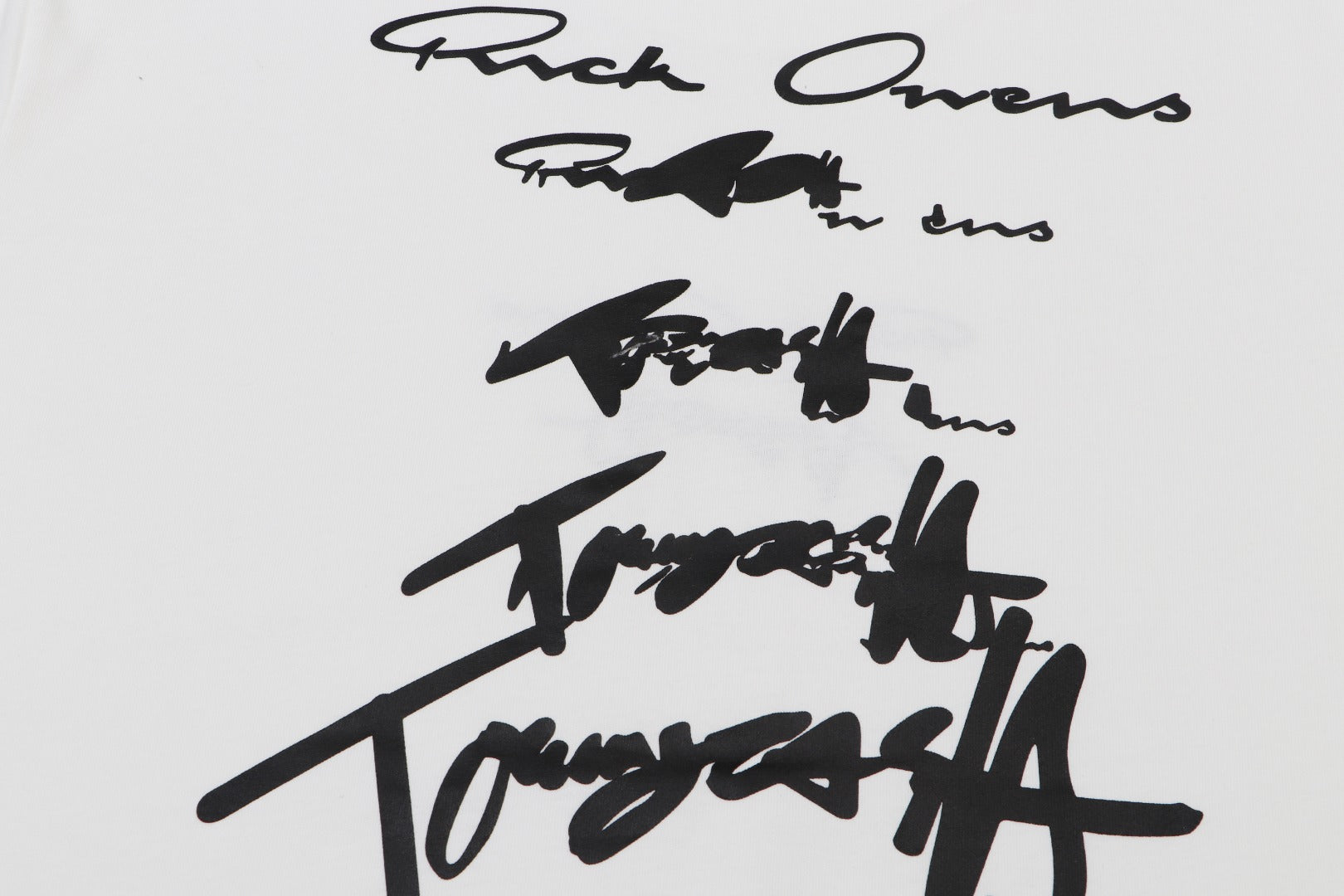 LuxluxHouse Best Quality Clothes T-shirt Chanel & Maison Margiela