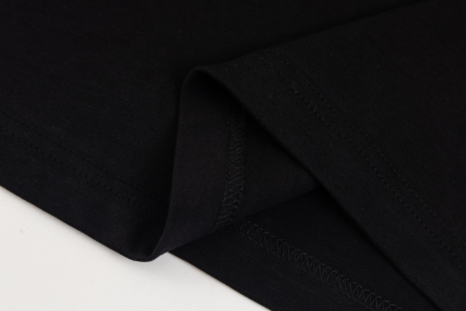 LuxluxHouse Best Quality Clothes T-shirt Arcteryx