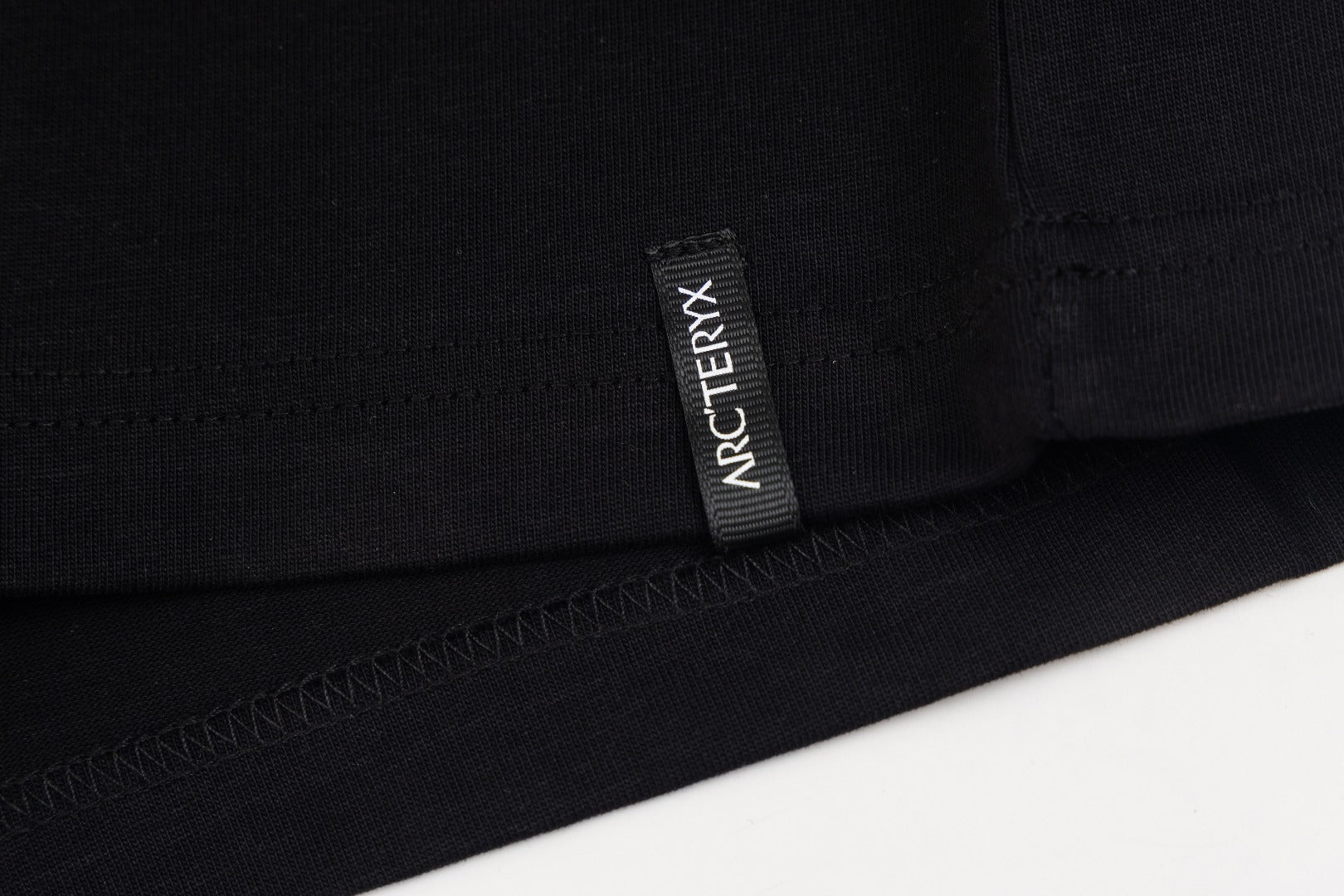 LuxluxHouse Best Quality Clothes T-shirt Arcteryx