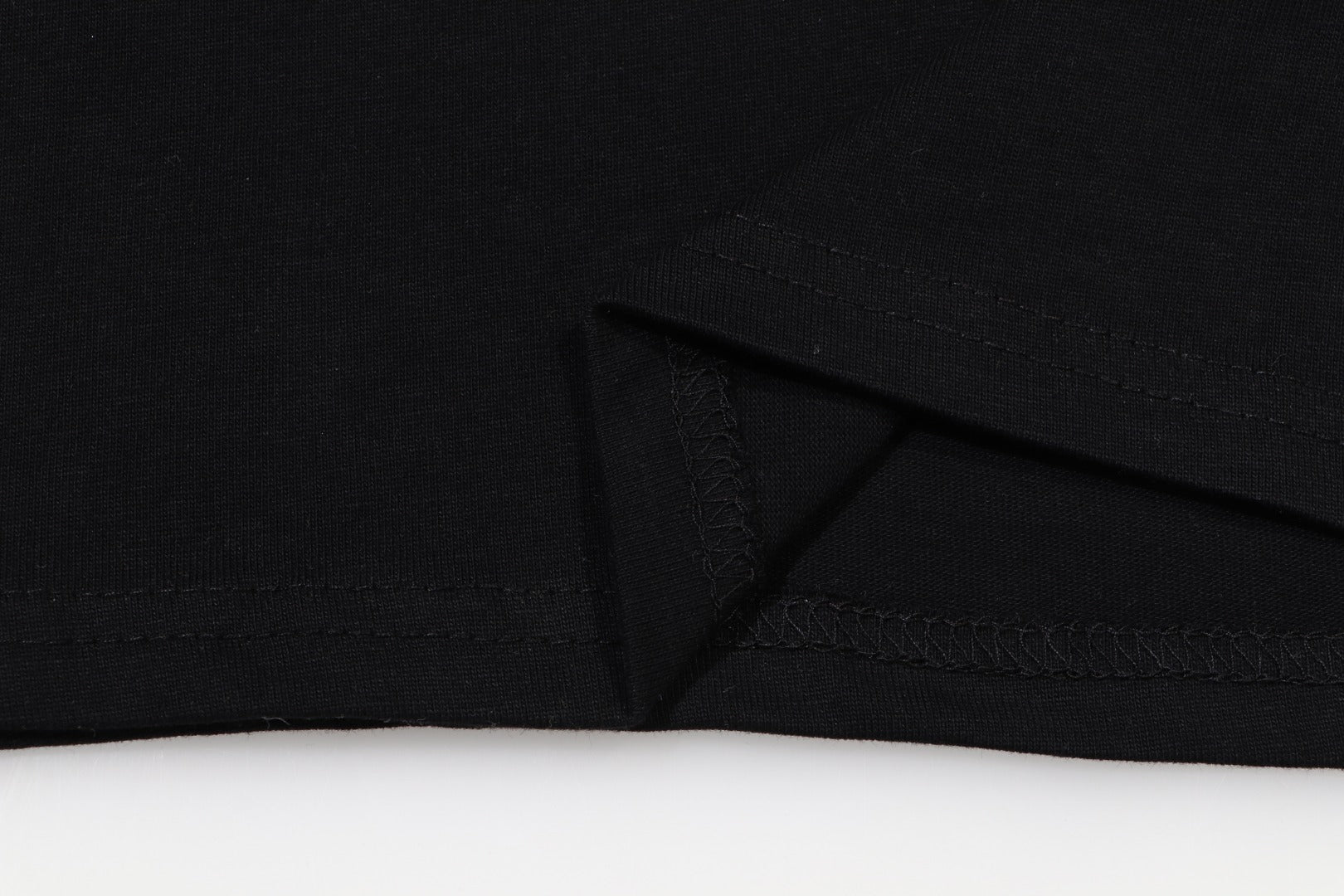 LuxluxHouse Best Quality Clothes T-shirt Chanel & Maison Margiela