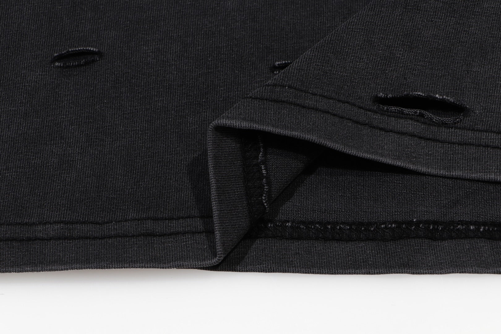 LuxluxHouse Best Quality Clothes T-shirt Chanel & Maison Margiela