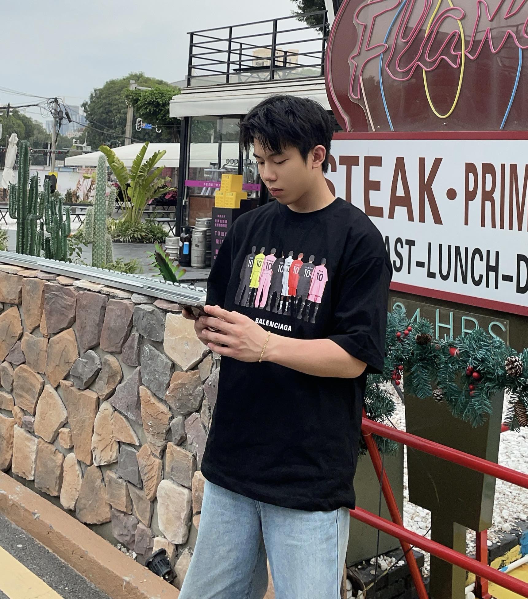 LuxluxHouse Best Quality Clothes Balenciaga T-shirt