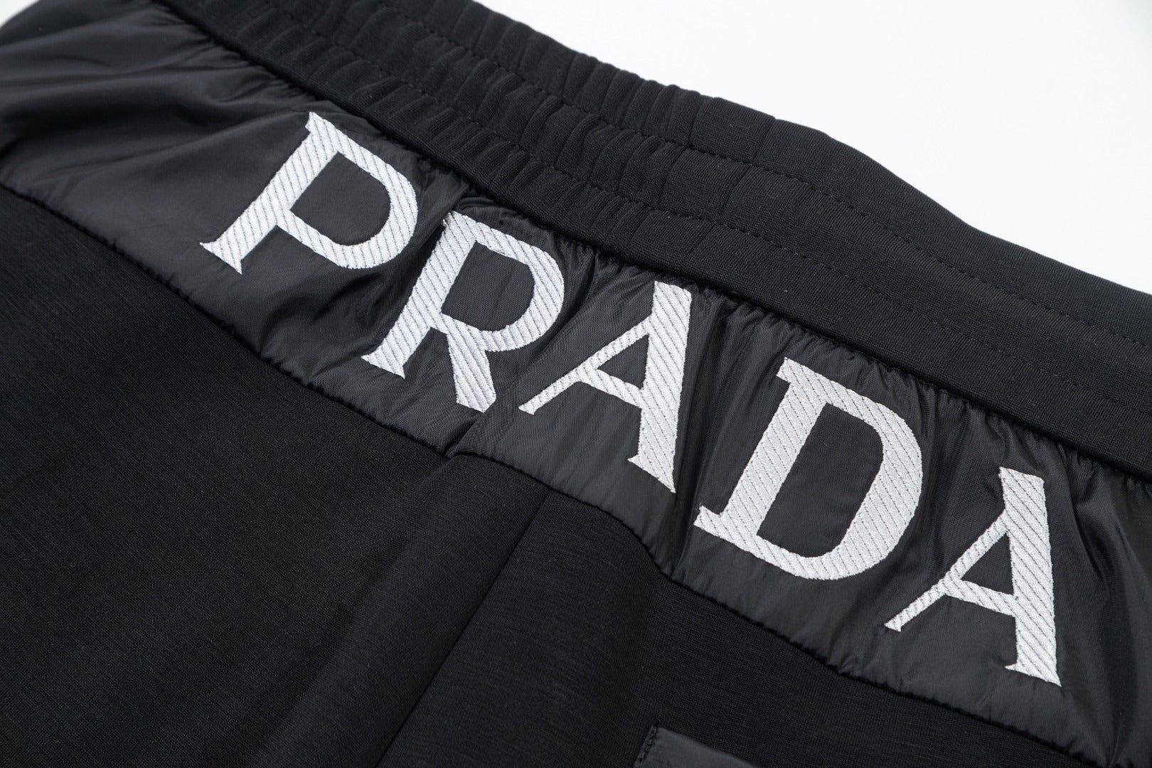 LuxluxHouse Best Quality Clothes Pants Prada