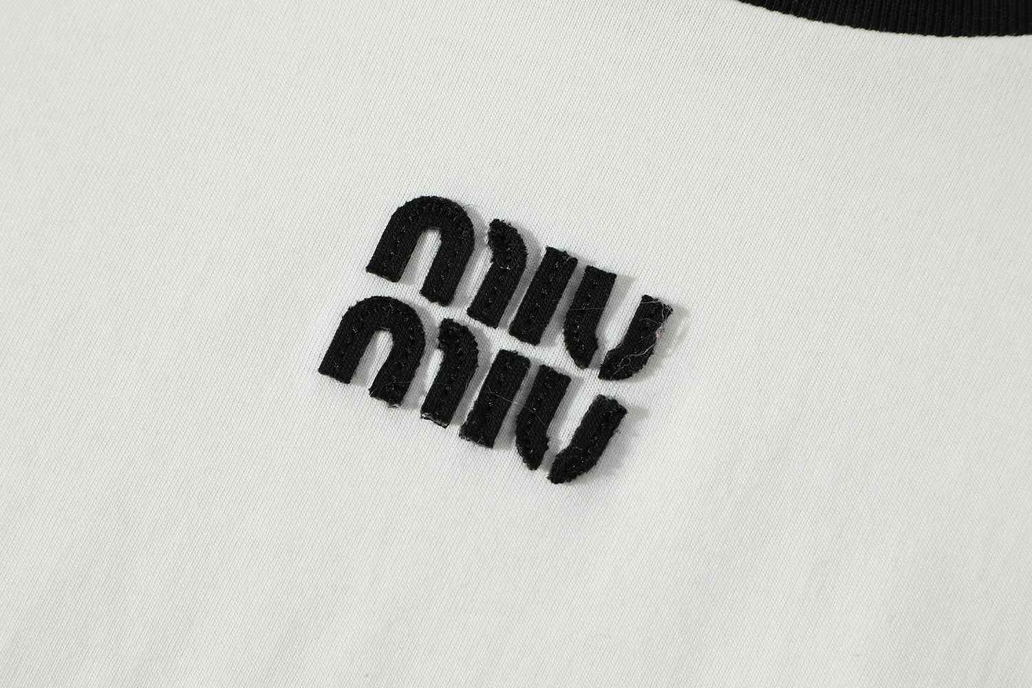 LuxluxHouse Best Quality Clothes Miu Miu T-shirt