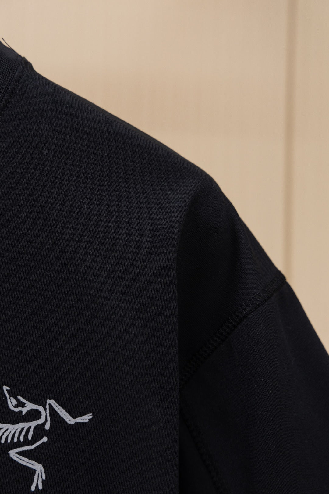 LuxluxHouse Best Quality Clothes T-shirt Arcteryx