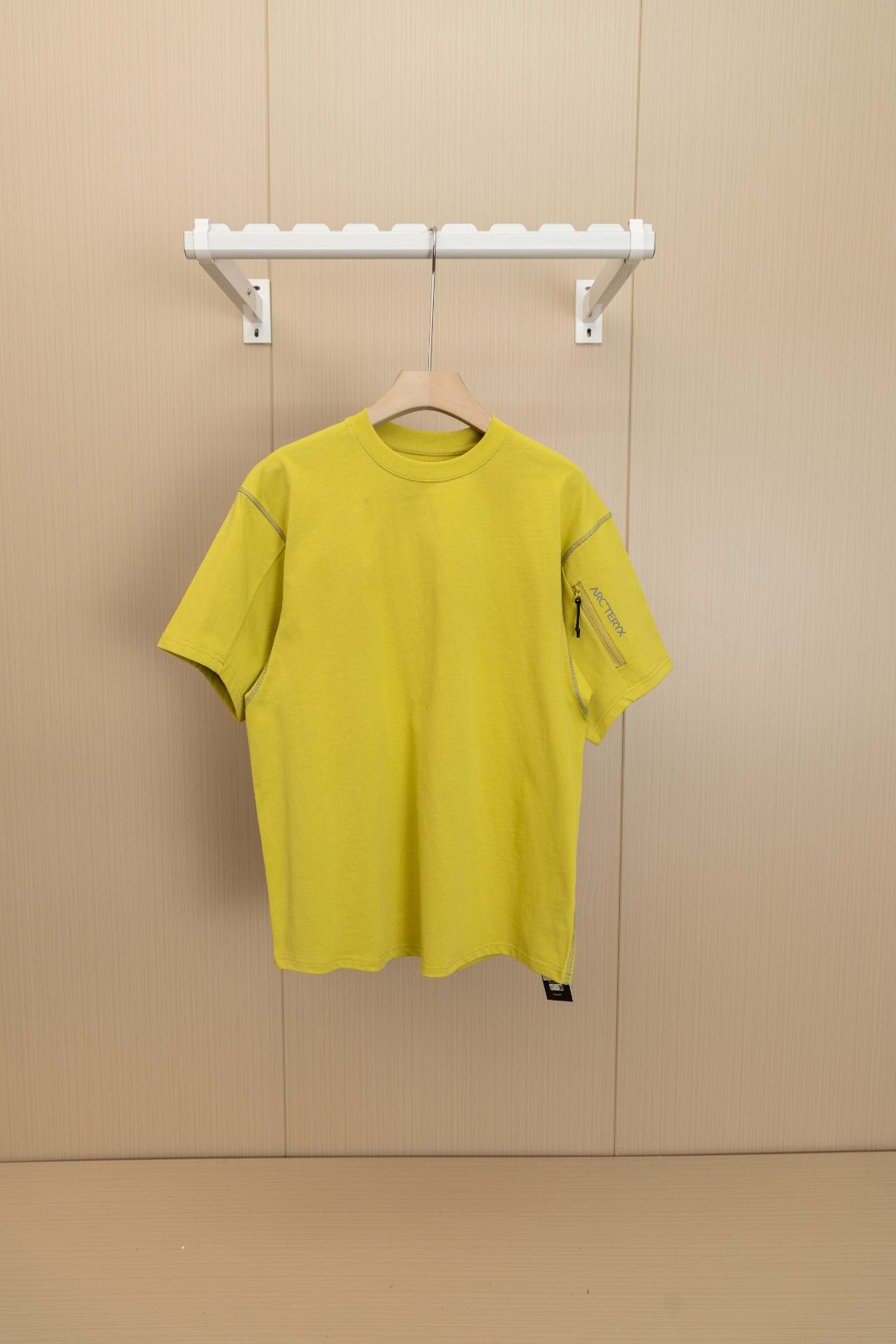 LuxluxHouse Best Quality Clothes T-shirt Arcteryx