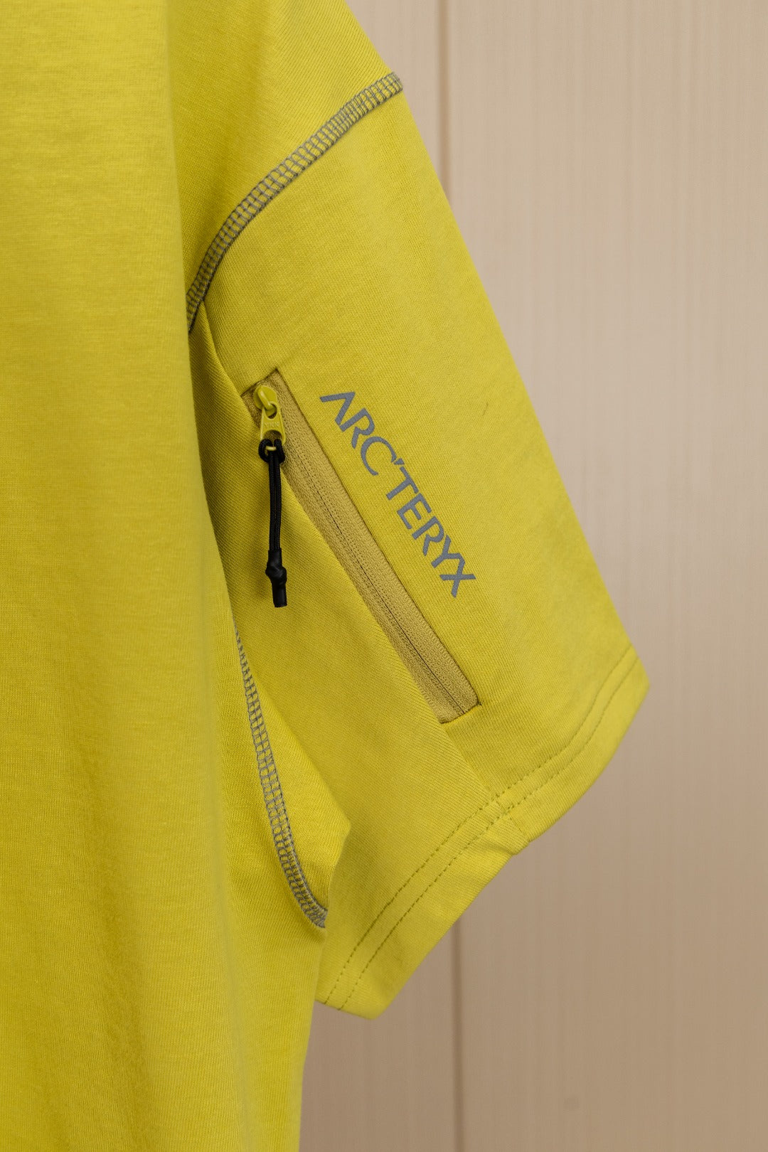 LuxluxHouse Best Quality Clothes T-shirt Arcteryx