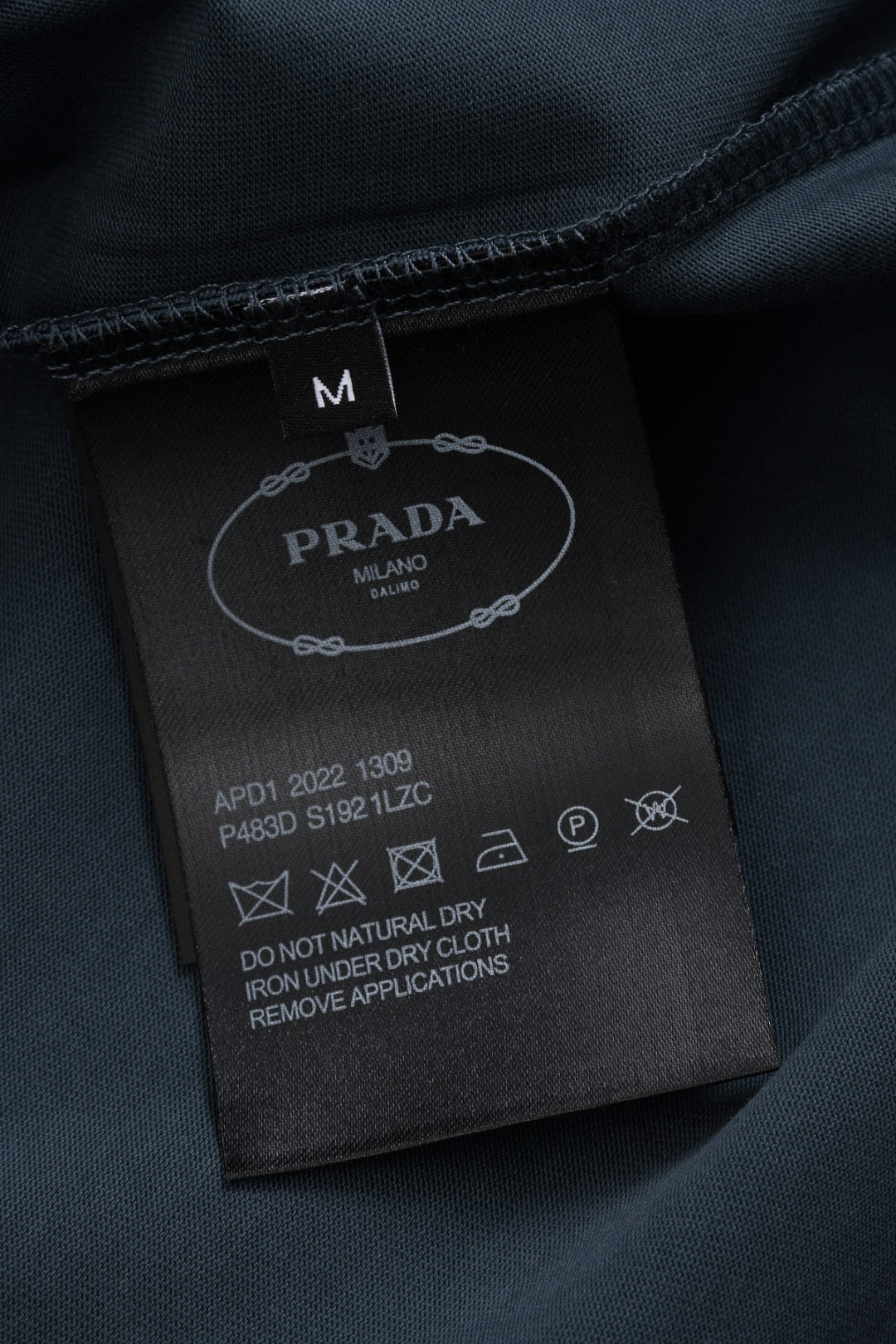 LuxluxHouse Best Quality Clothes T-shirt Prada