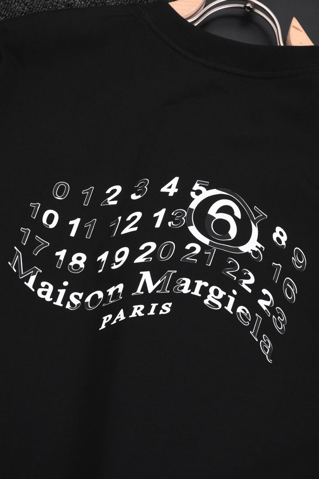 LuxluxHouse Best Quality Clothes T-shirt Chanel & Maison Margiela