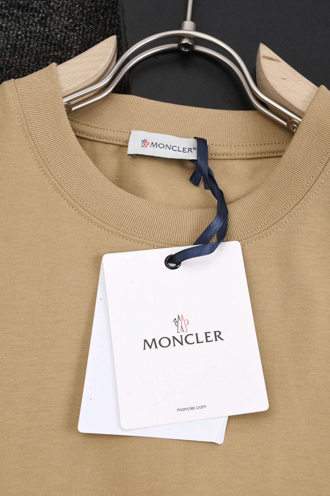 LuxluxHouse Best Quality Clothes T-shirt Moncler