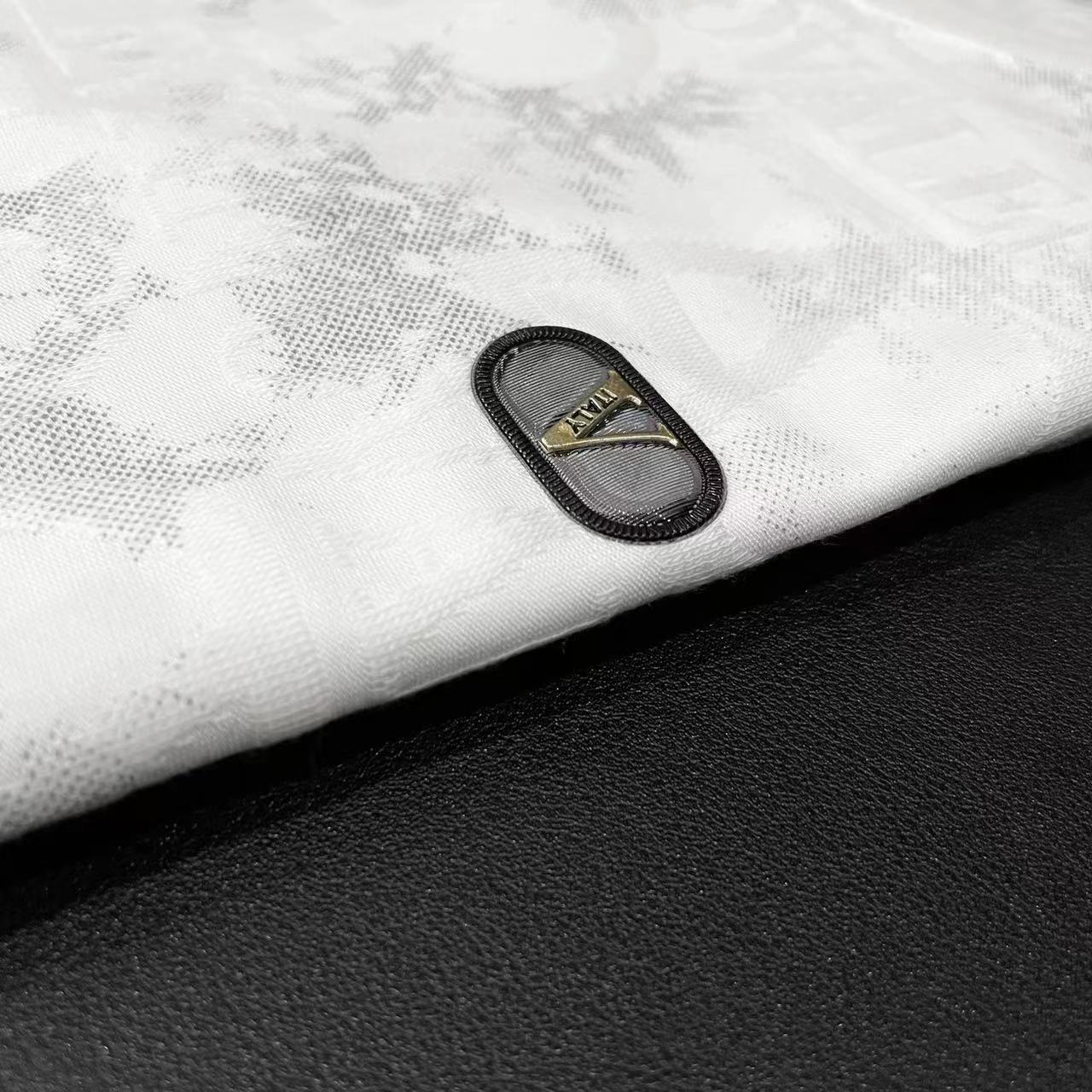 LuxluxHouse Best Quality Clothes Valentino T-shirt