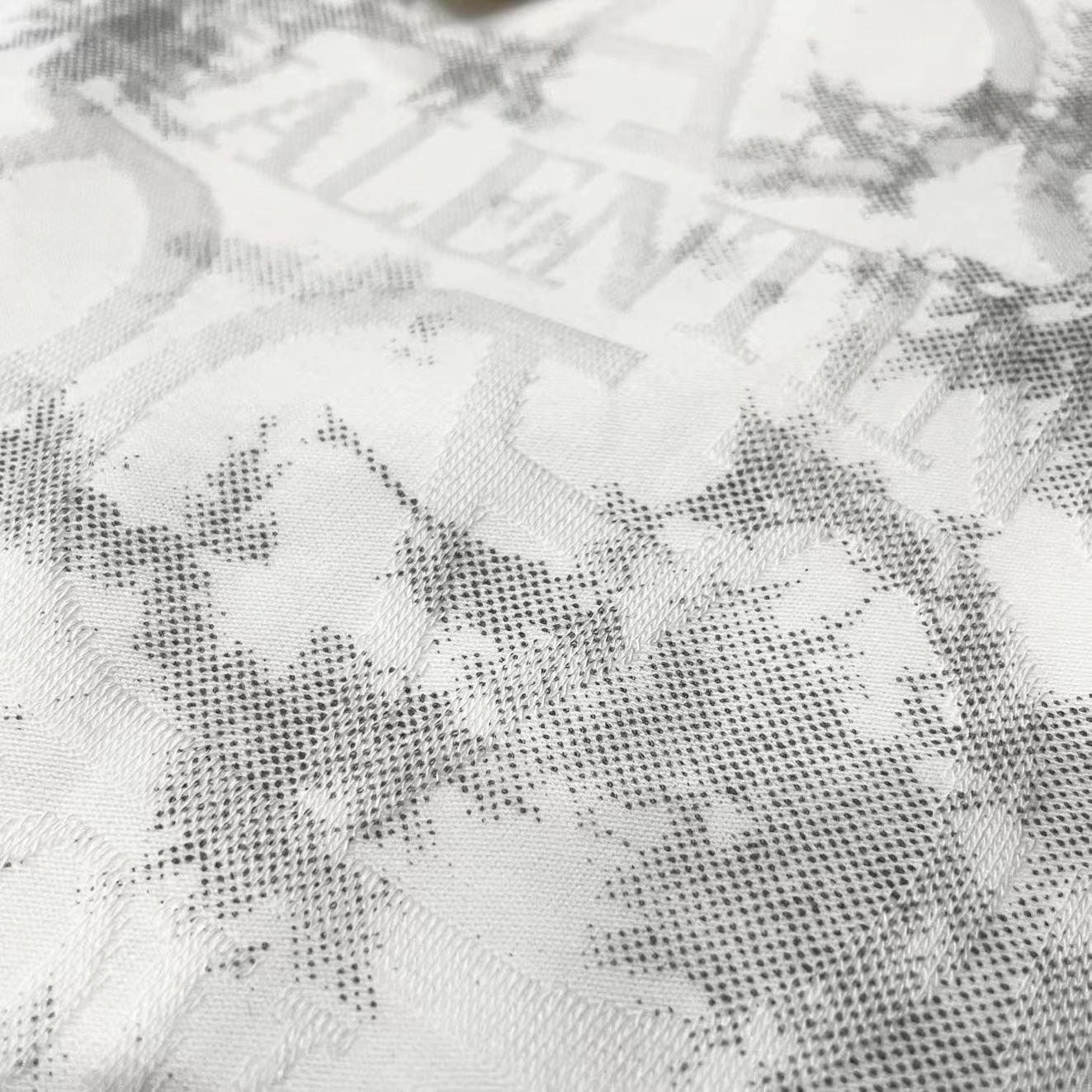 LuxluxHouse Best Quality Clothes Valentino T-shirt