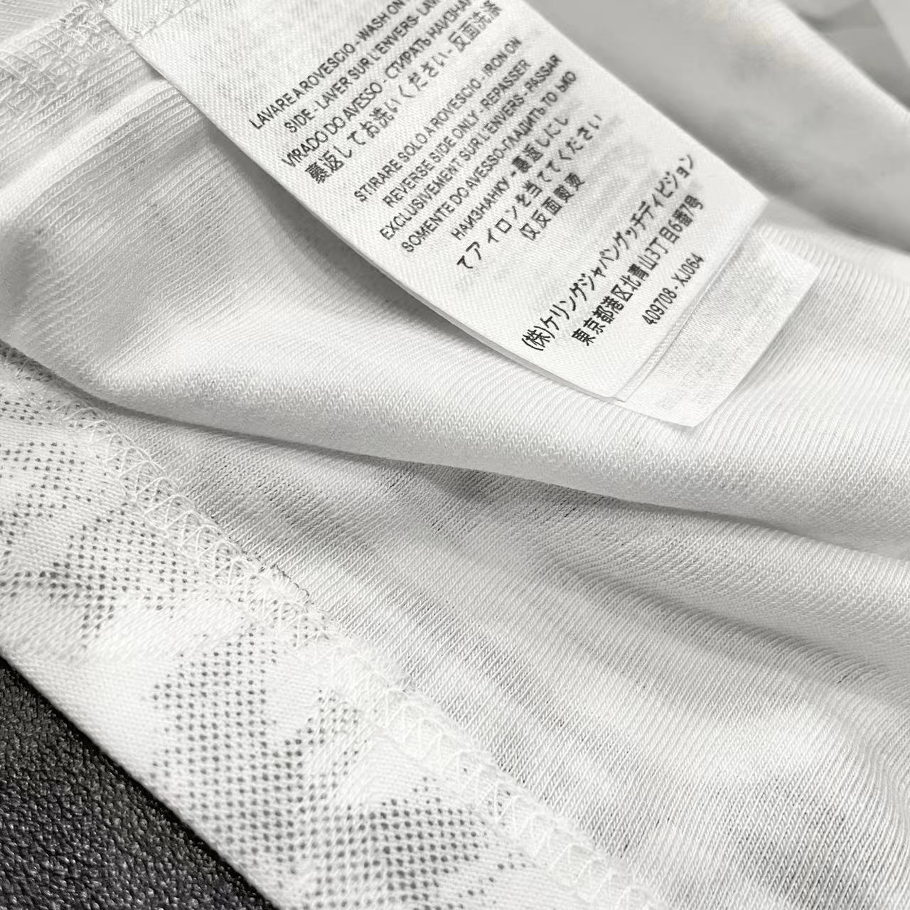 LuxluxHouse Best Quality Clothes Valentino T-shirt