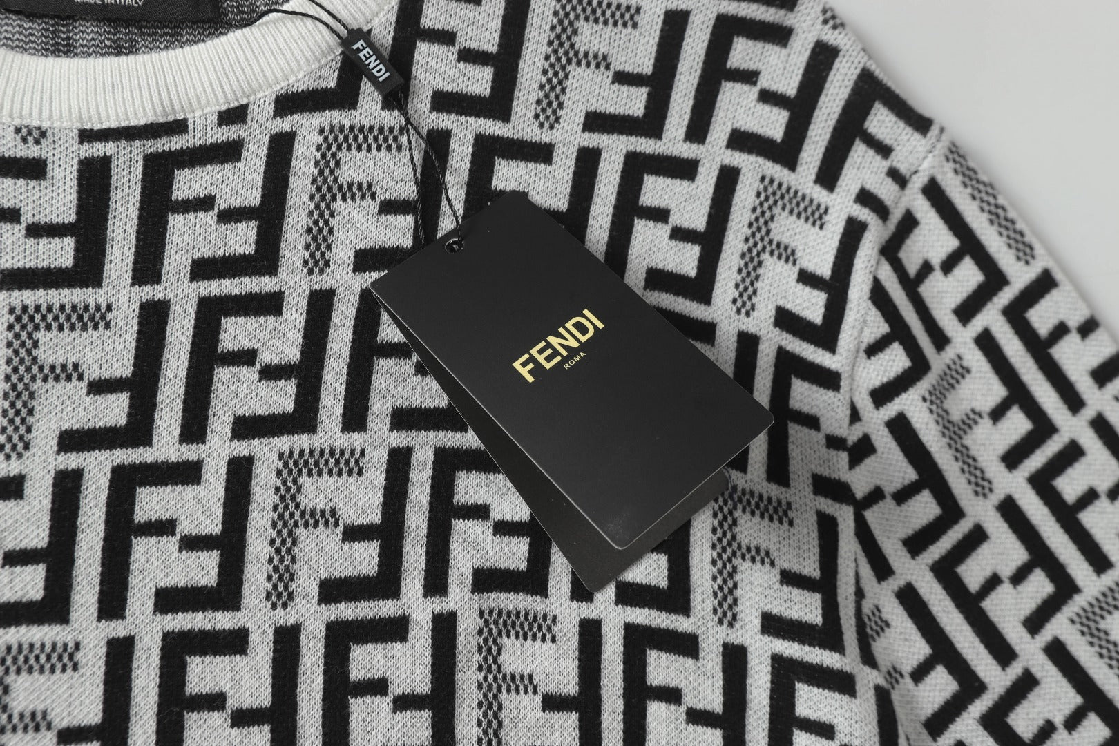 LuxluxHouse Best Quality Clothes Fendi T-shirt