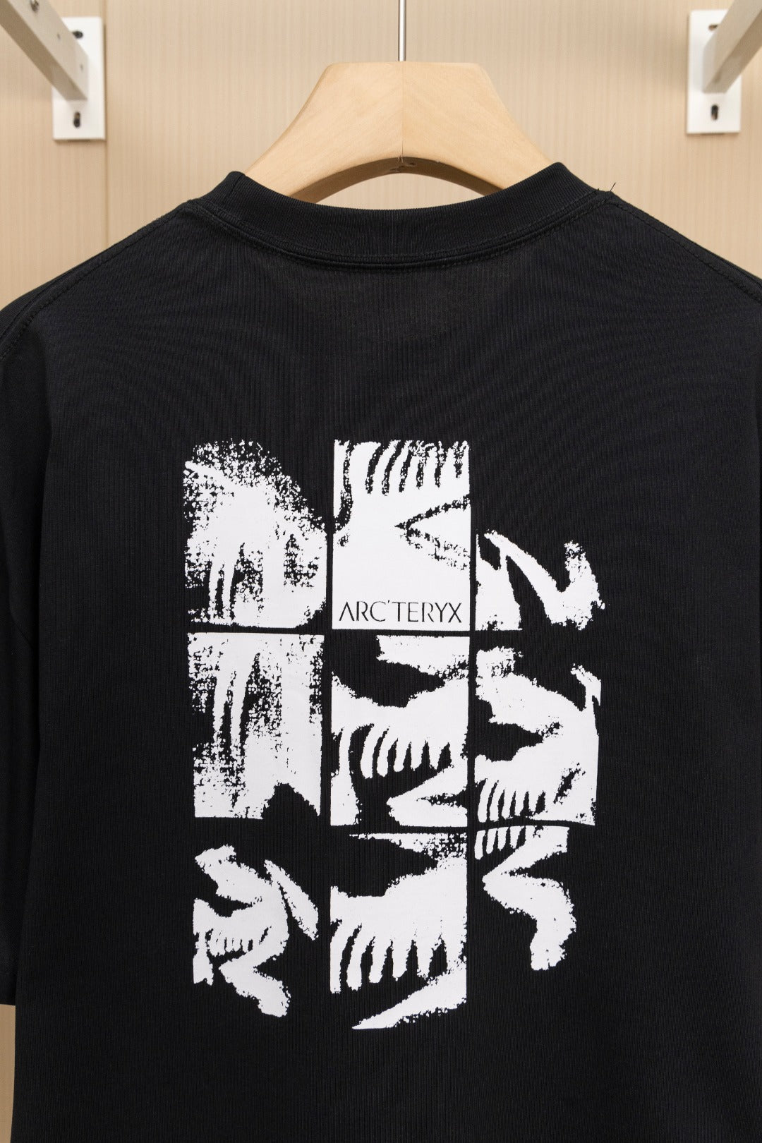 LuxluxHouse Best Quality Clothes T-shirt Arcteryx