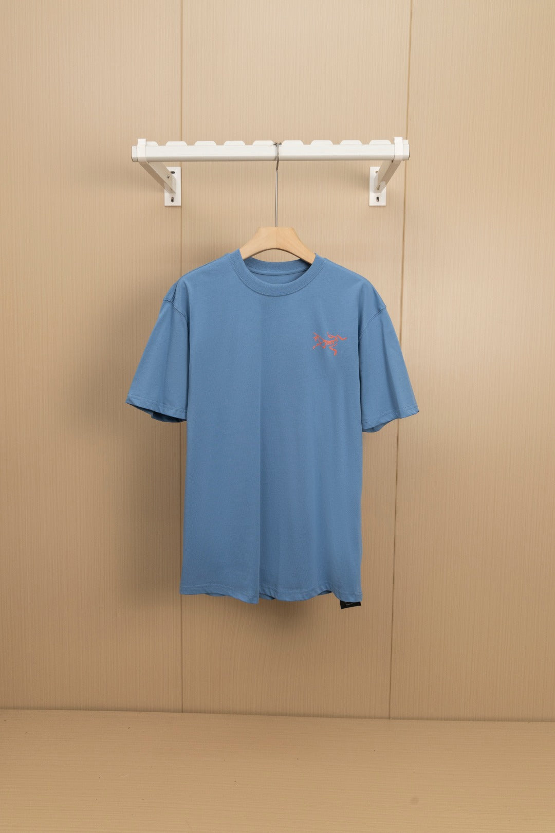 LuxluxHouse Best Quality Clothes T-shirt Arcteryx