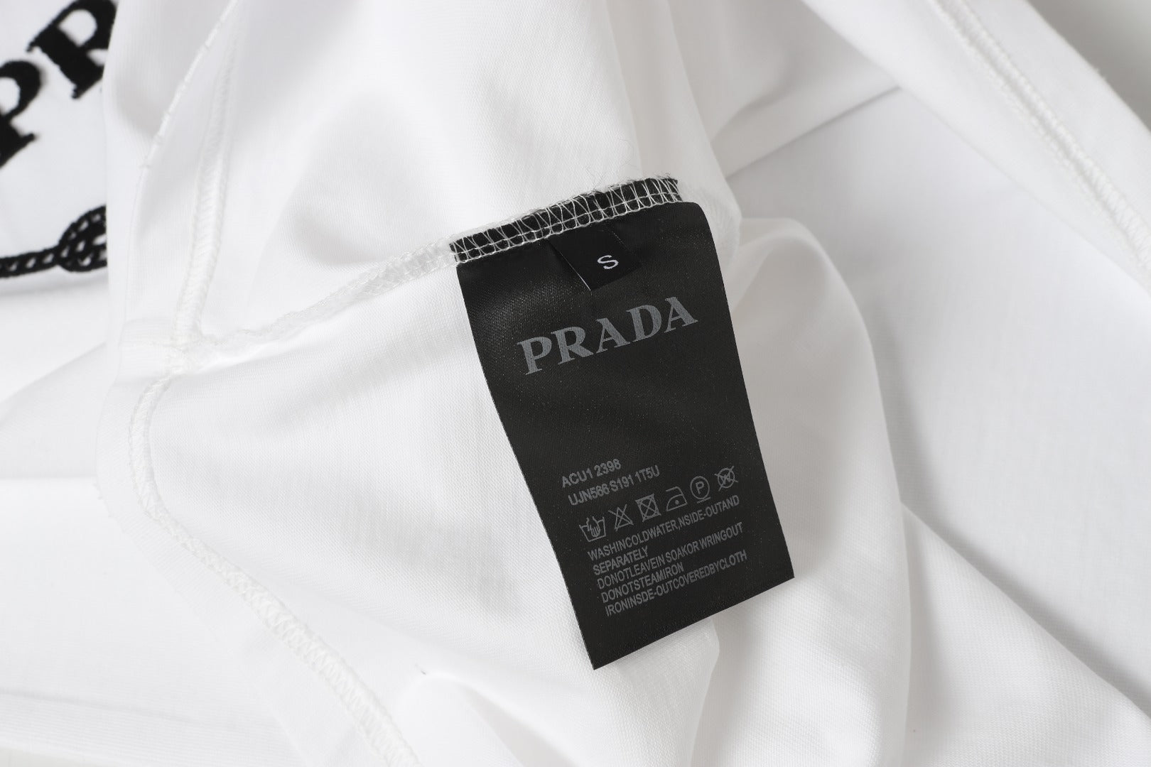 LuxluxHouse Best Quality Clothes T-shirt Prada