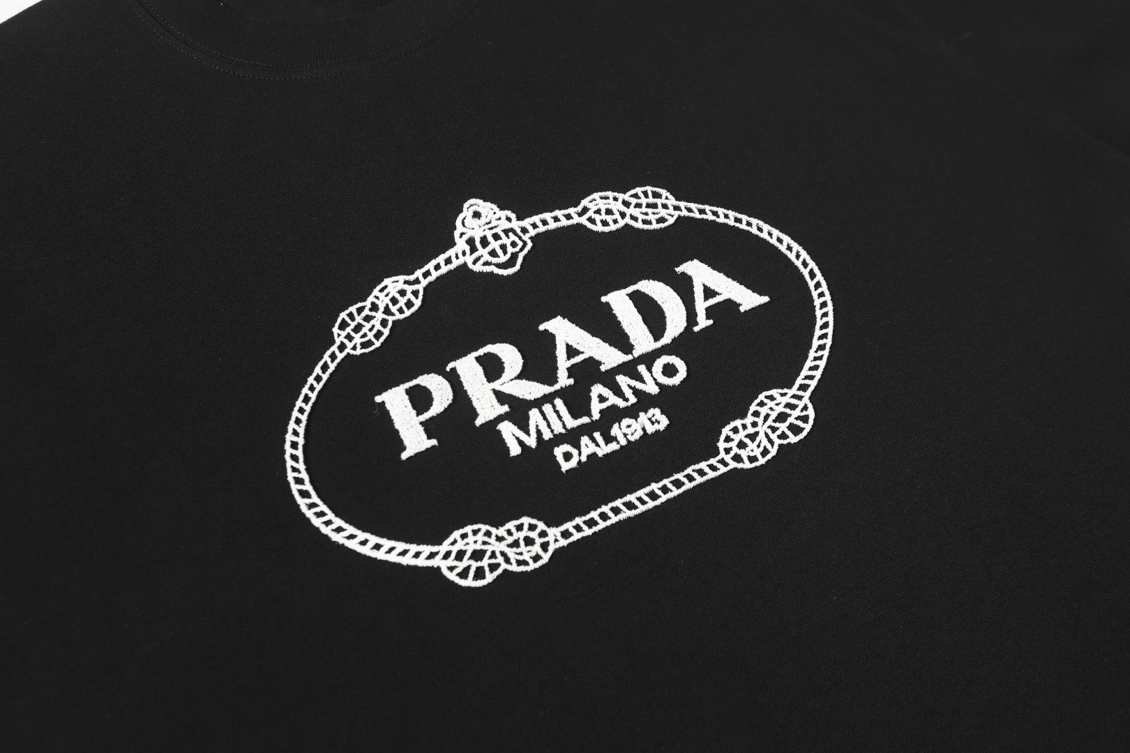 LuxluxHouse Best Quality Clothes T-shirt Prada