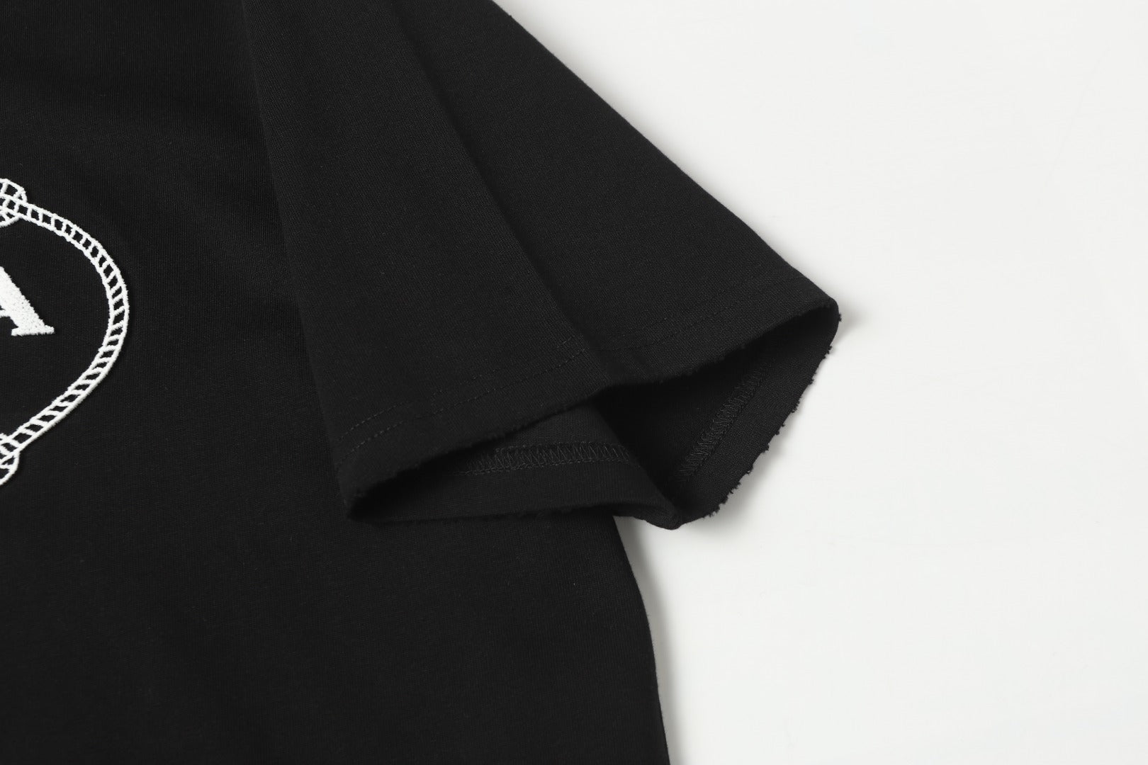 LuxluxHouse Best Quality Clothes T-shirt Prada