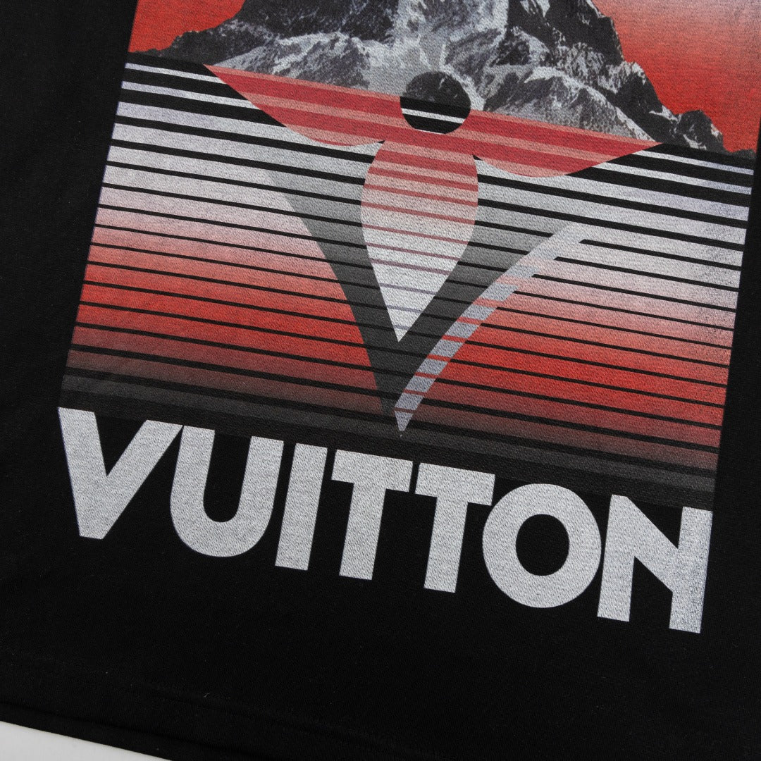 LuxluxHouse Best Quality Clothes T-shirt Louis Vuitton