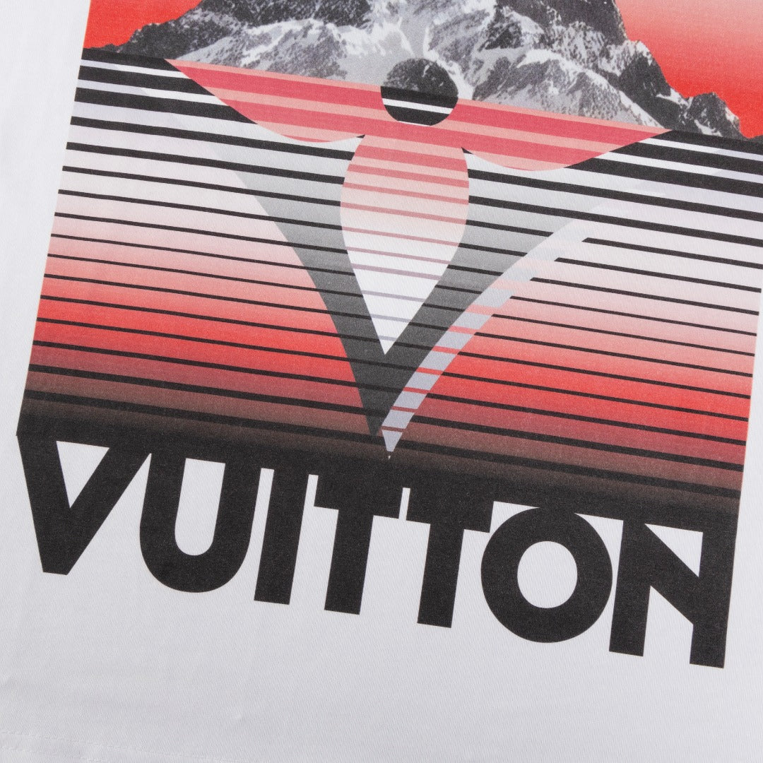 LuxluxHouse Best Quality Clothes T-shirt Louis Vuitton