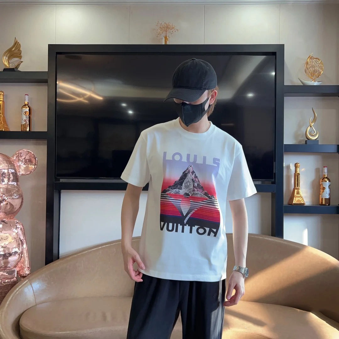 LuxluxHouse Best Quality Clothes T-shirt Louis Vuitton