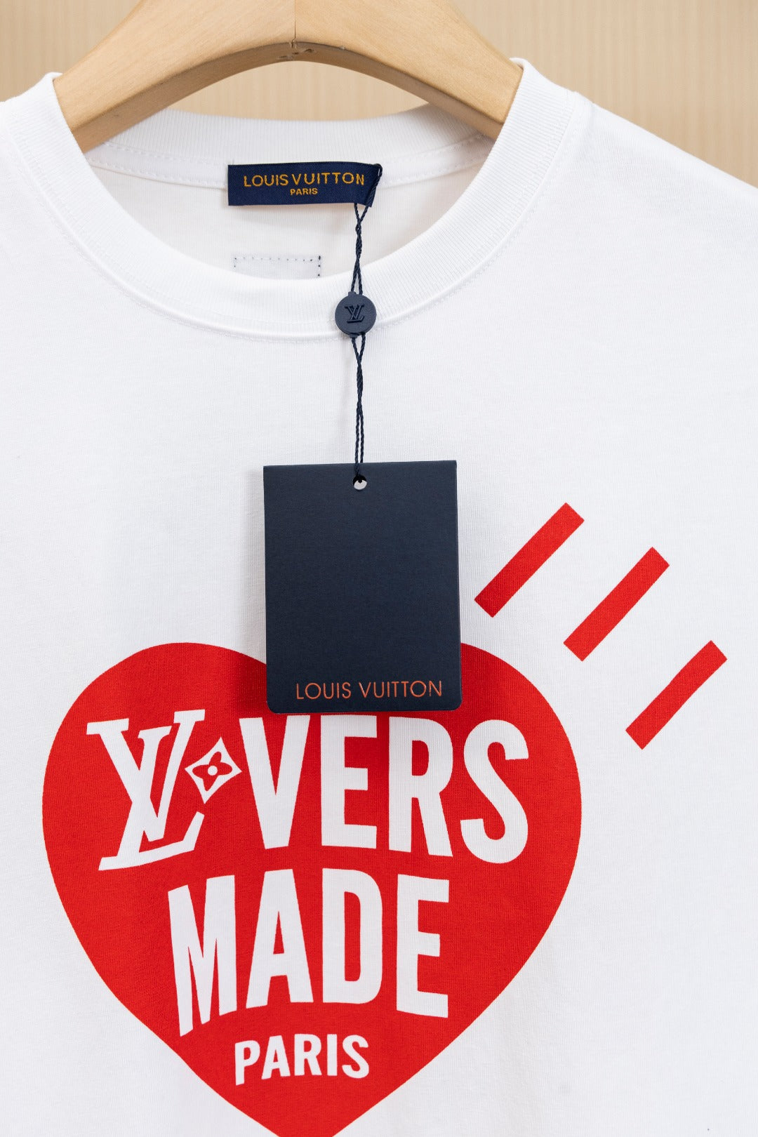 LuxluxHouse Best Quality Clothes T-shirt Louis Vuitton