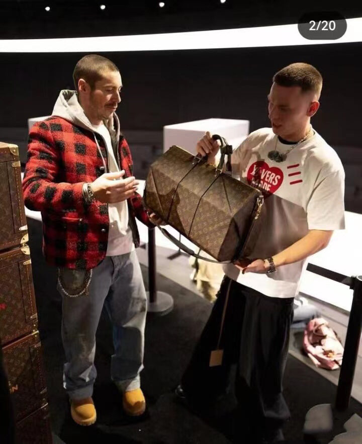 LuxluxHouse Best Quality Clothes T-shirt Louis Vuitton