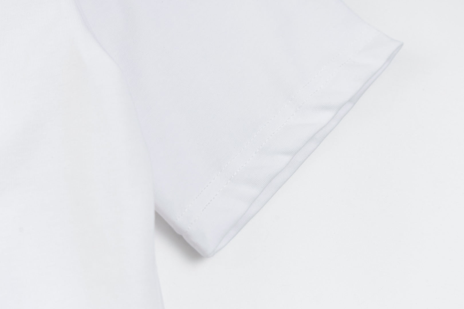 LuxluxHouse Best Quality Clothes Miu Miu T-shirt