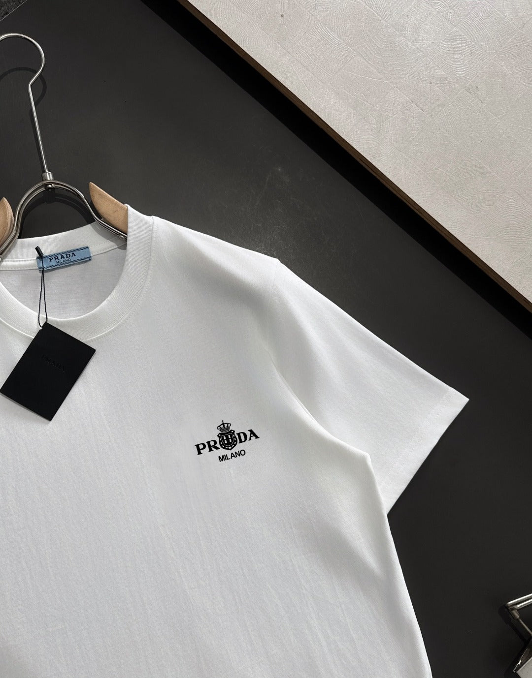 LuxluxHouse Best Quality Clothes T-shirt Prada