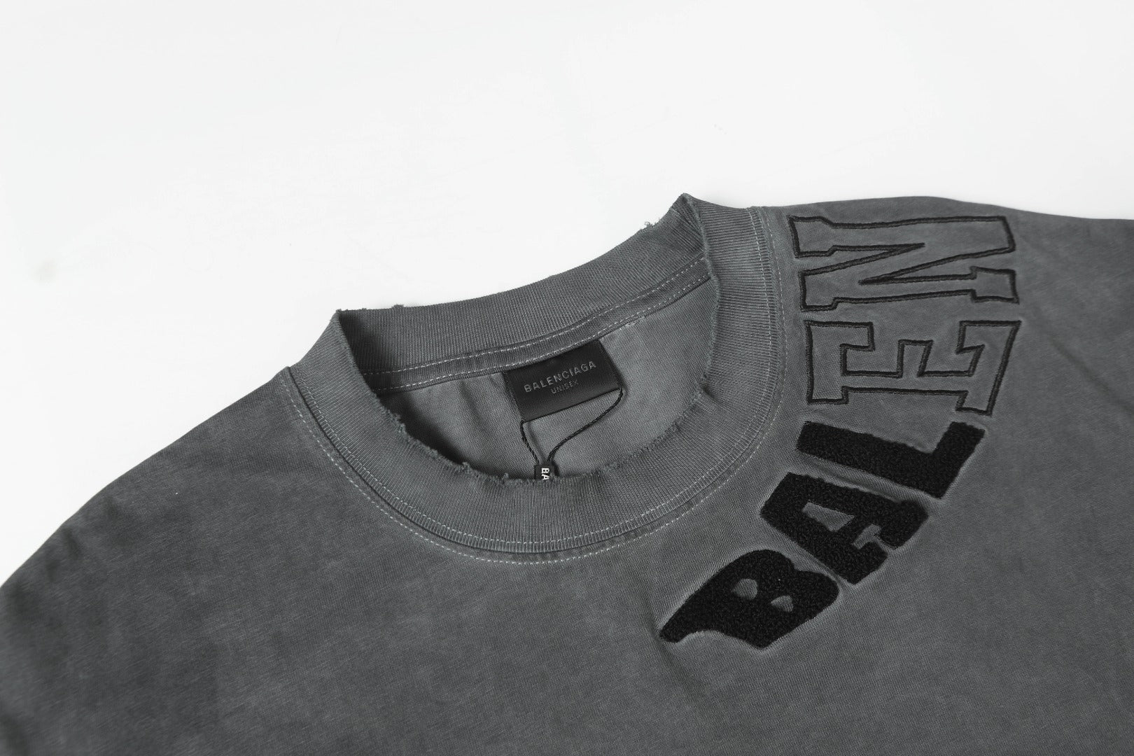 LuxluxHouse Best Quality Clothes Balenciaga T-shirt