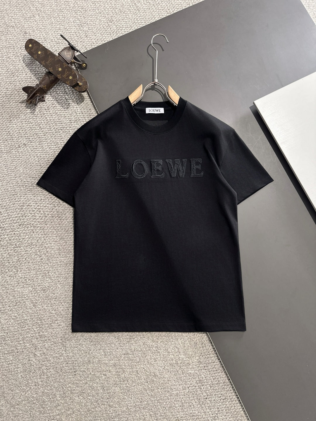 LuxluxHouse Best Quality Clothes T-shirt Loewe