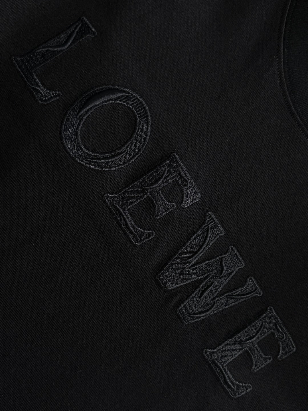 LuxluxHouse Best Quality Clothes T-shirt Loewe