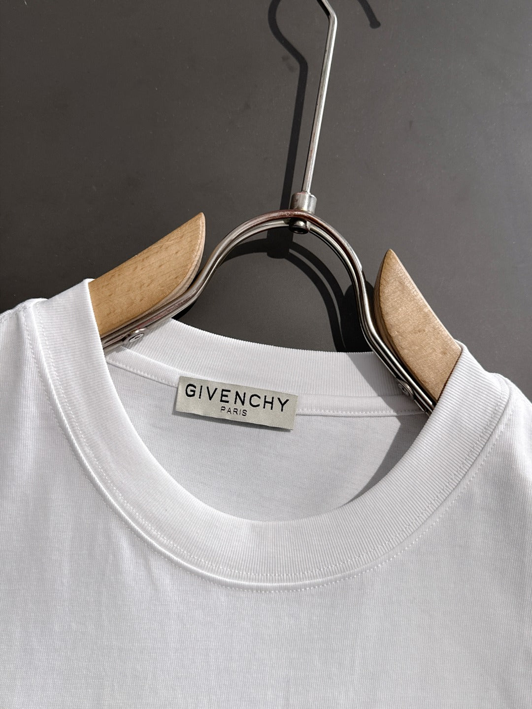 LuxluxHouse Best Quality Clothes Givenchy T-shirt