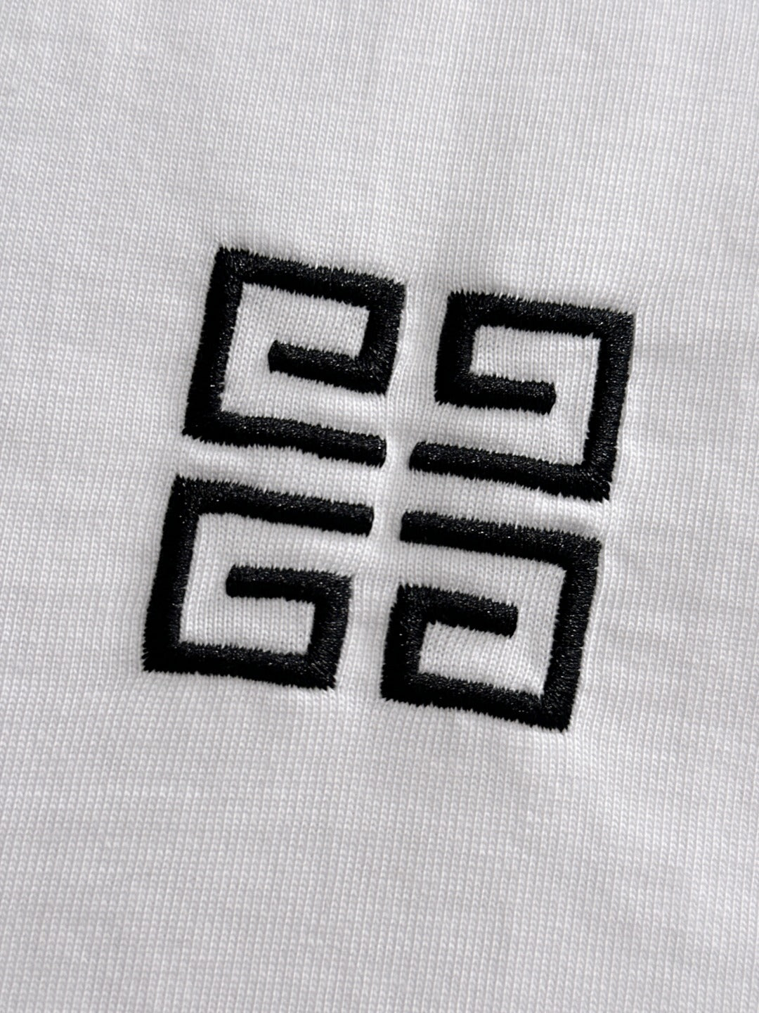 LuxluxHouse Best Quality Clothes Givenchy T-shirt