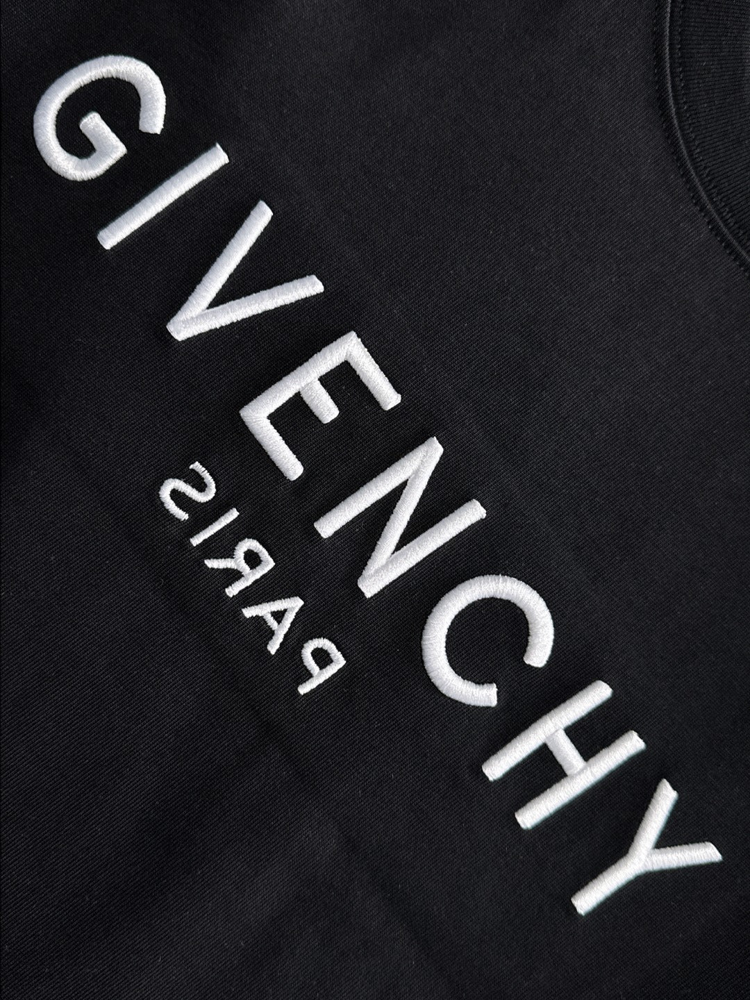 LuxluxHouse Best Quality Clothes Givenchy T-shirt