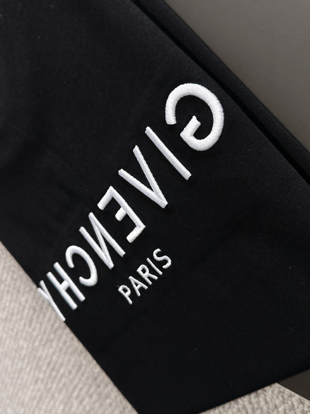LuxluxHouse Best Quality Clothes Givenchy T-shirt