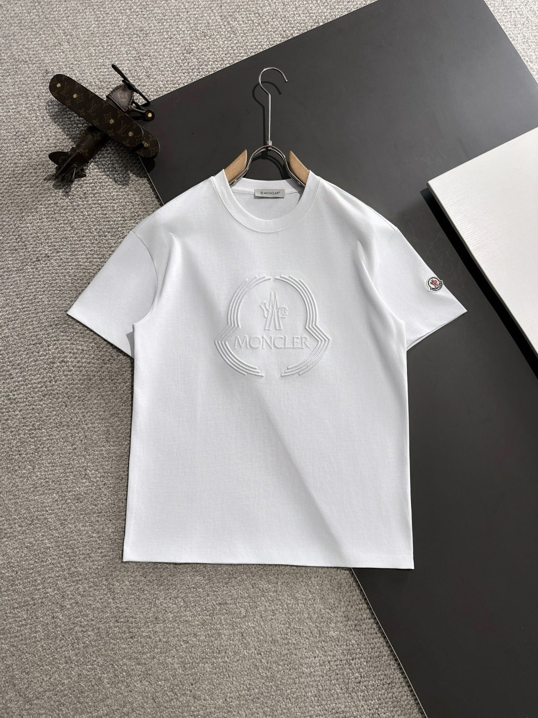LuxluxHouse Best Quality Clothes T-shirt Moncler