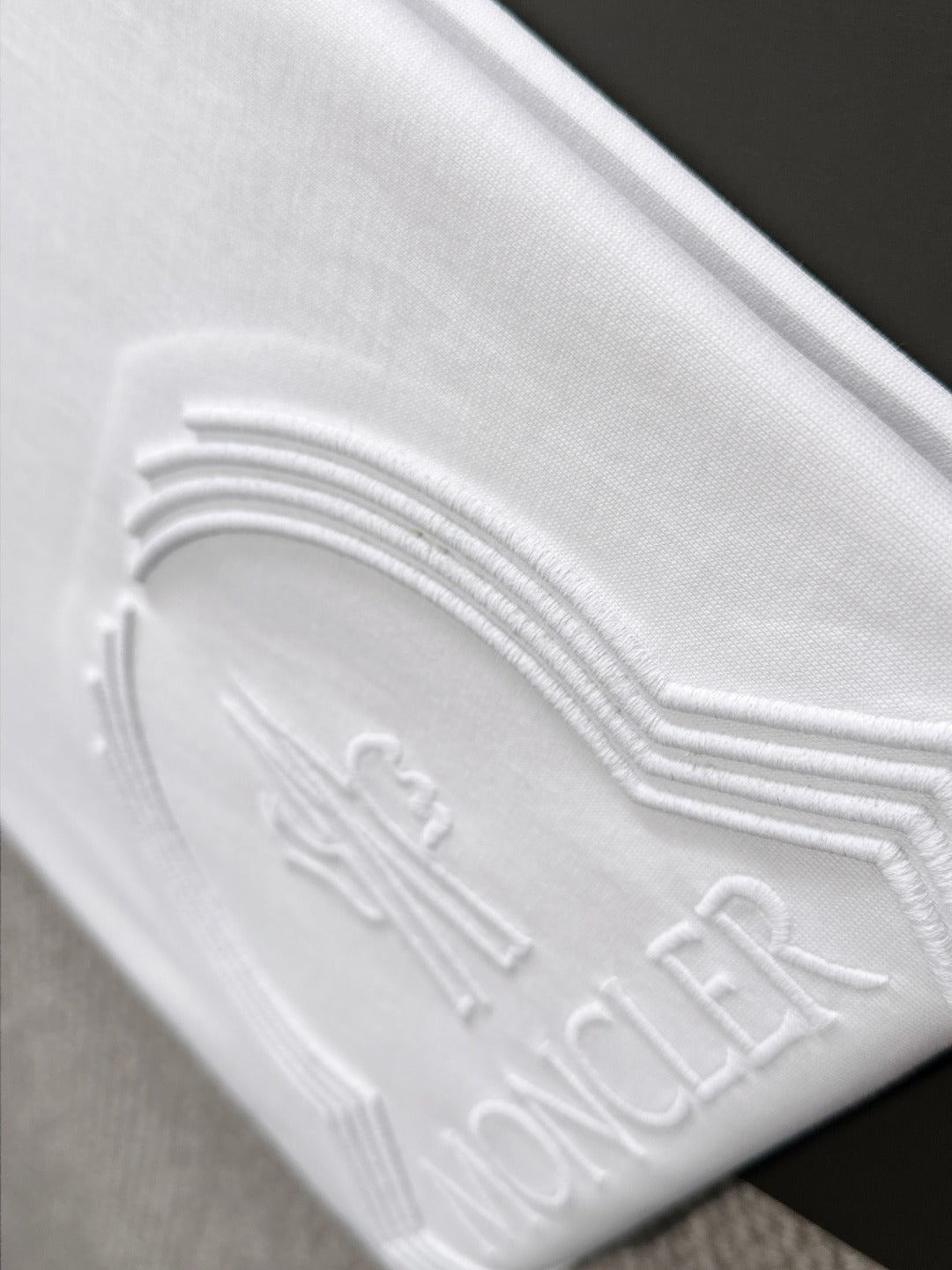 LuxluxHouse Best Quality Clothes T-shirt Moncler