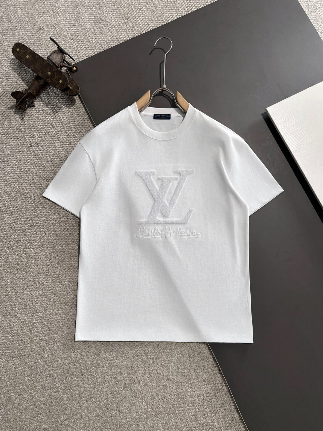 LuxluxHouse Best Quality Clothes T-shirt Louis Vuitton