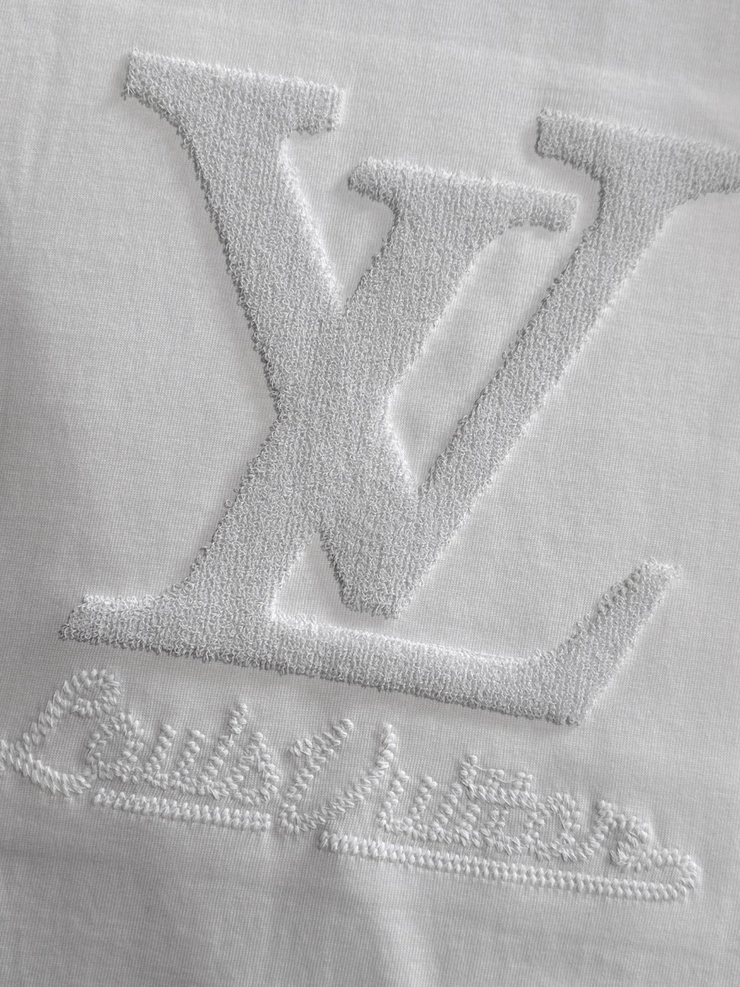 LuxluxHouse Best Quality Clothes T-shirt Louis Vuitton