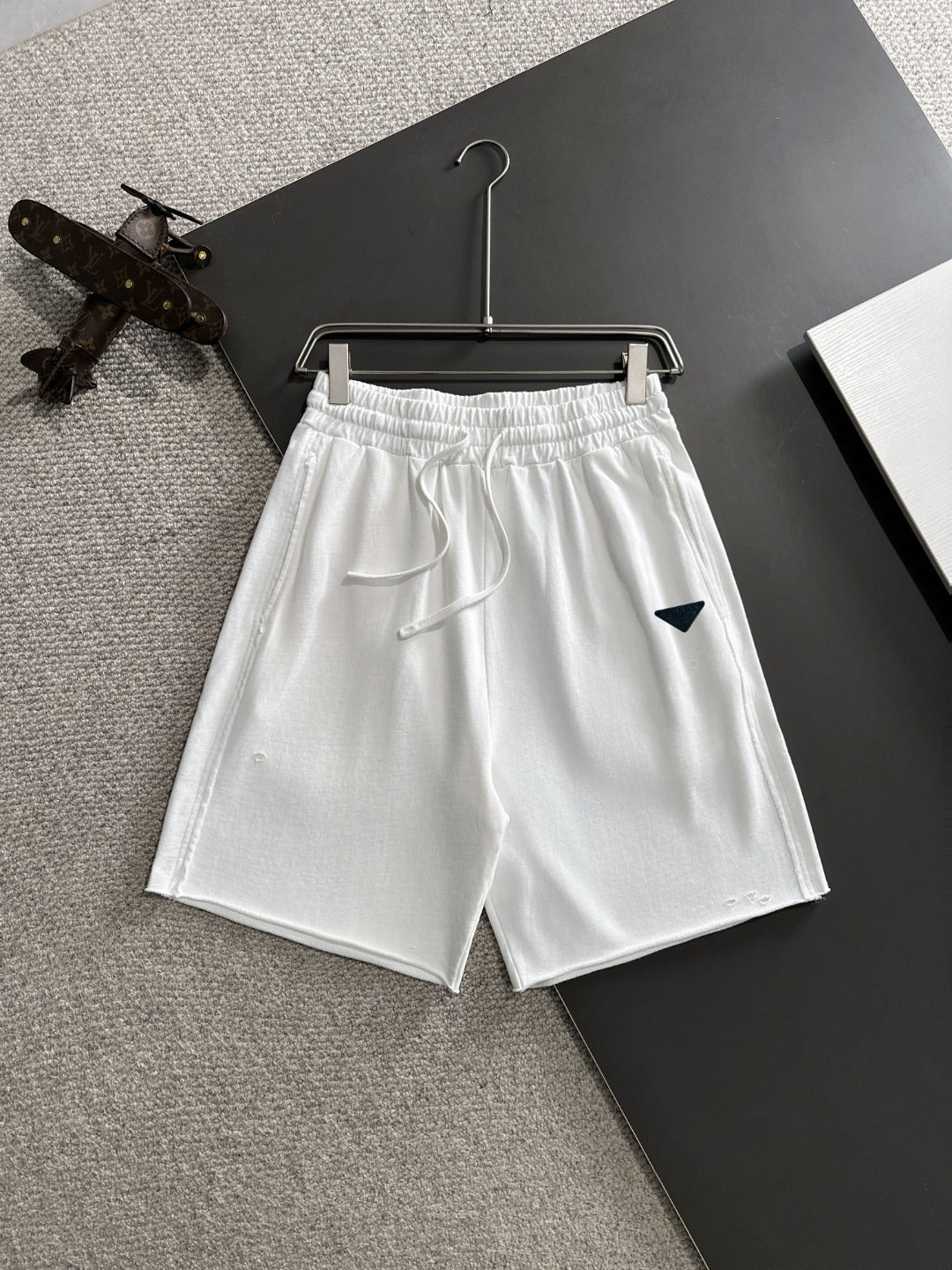 LuxluxHouse Best Quality Clothes T-shirt Prada