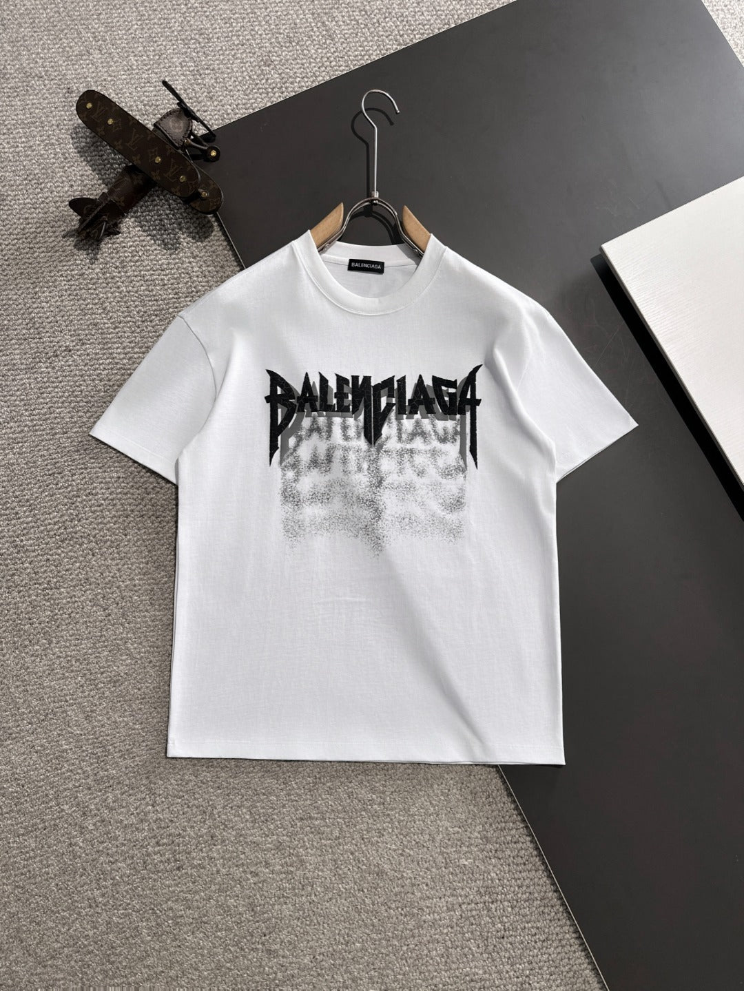 LuxluxHouse Best Quality Clothes Balenciaga T-shirt