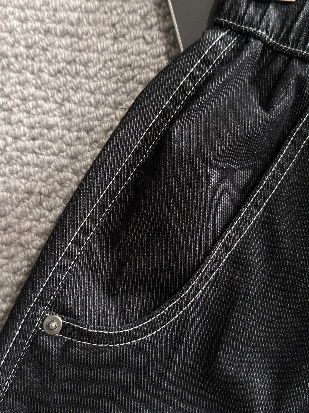 LuxluxHouse Best Quality Clothes Pants Moncler