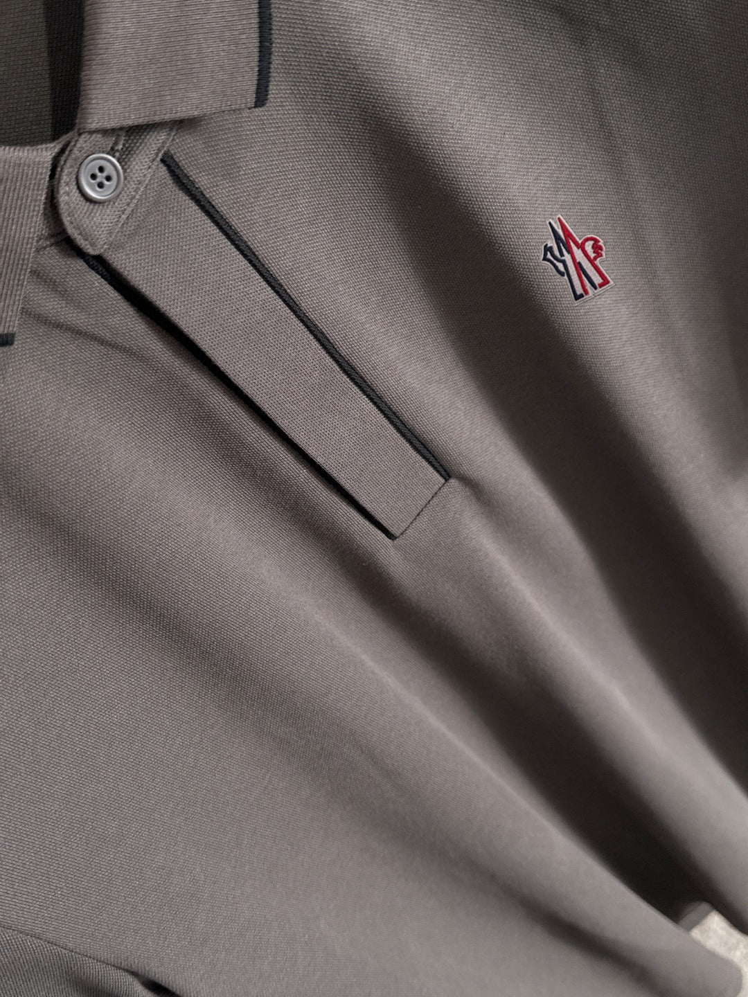 LuxluxHouse Best Quality Clothes Shirts&Polo Moncler