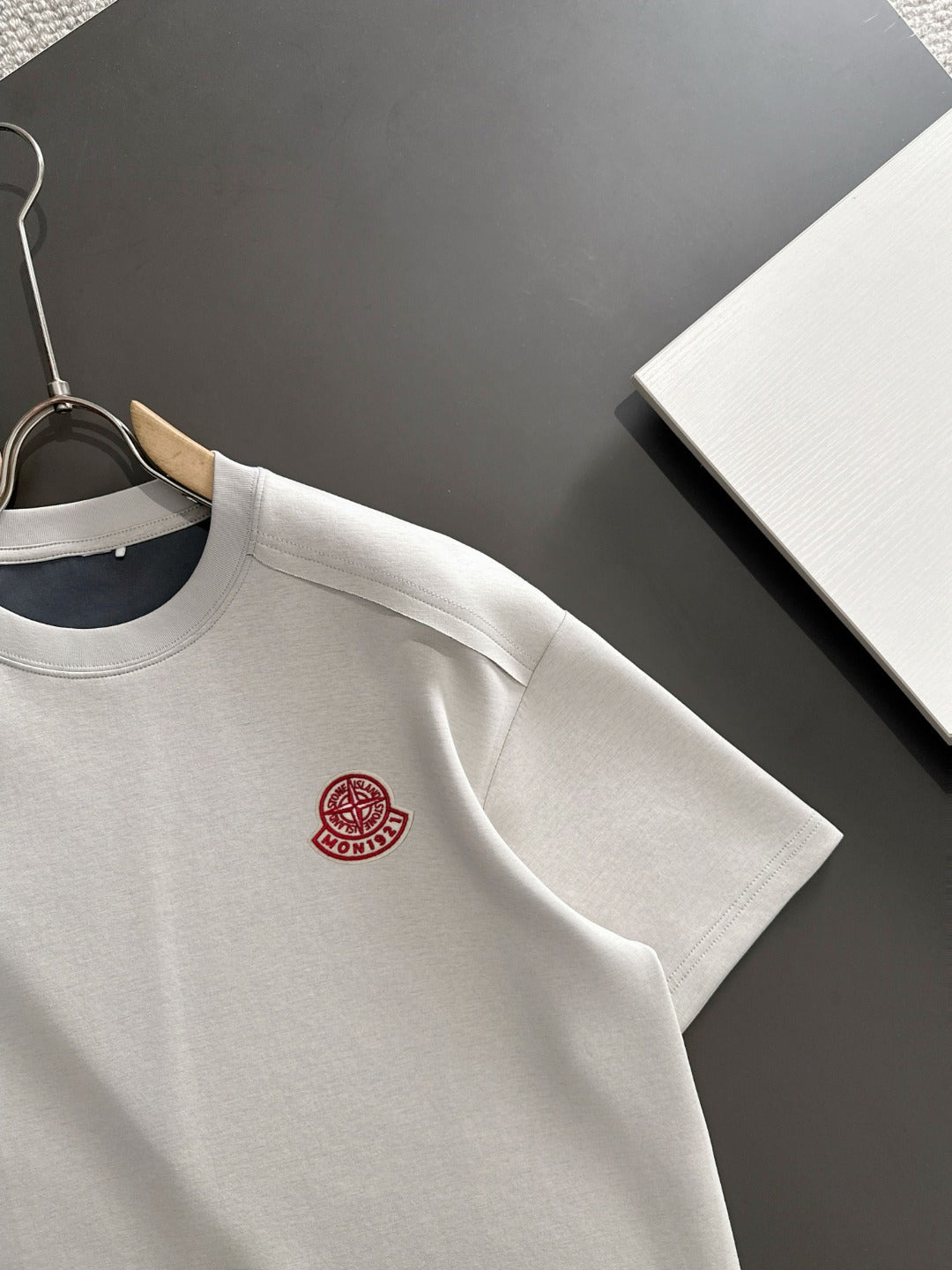 LuxluxHouse Best Quality Clothes T-shirt Moncler