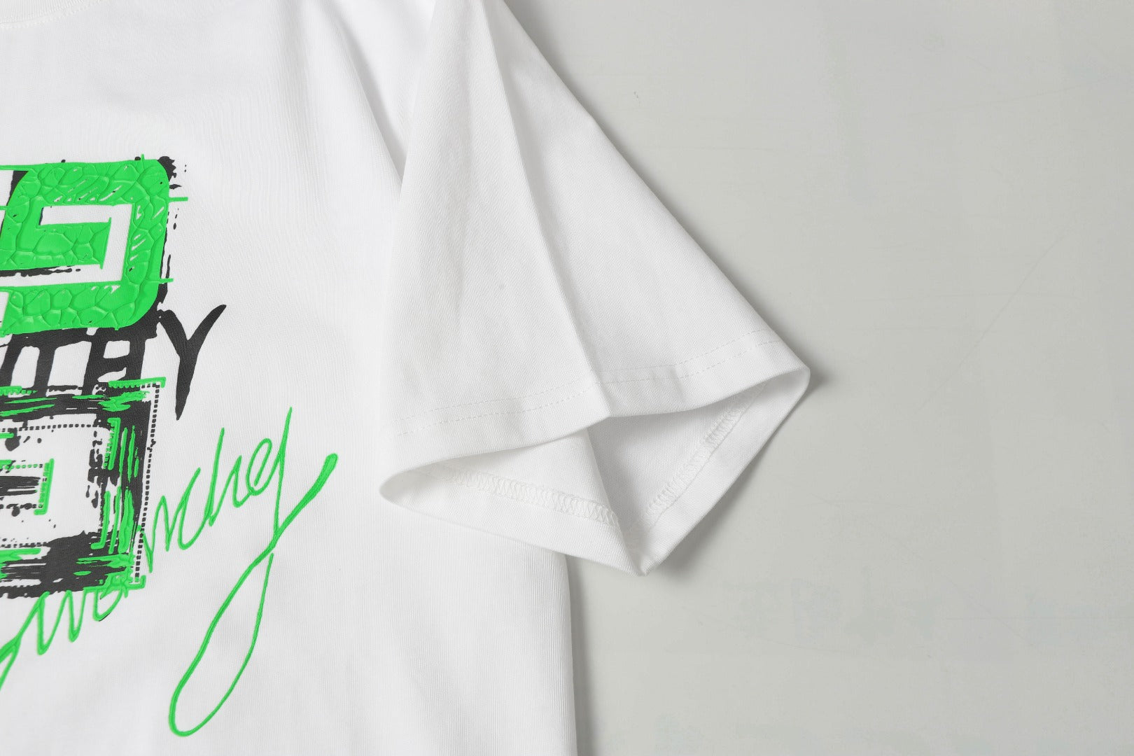 LuxluxHouse Best Quality Clothes Givenchy T-shirt