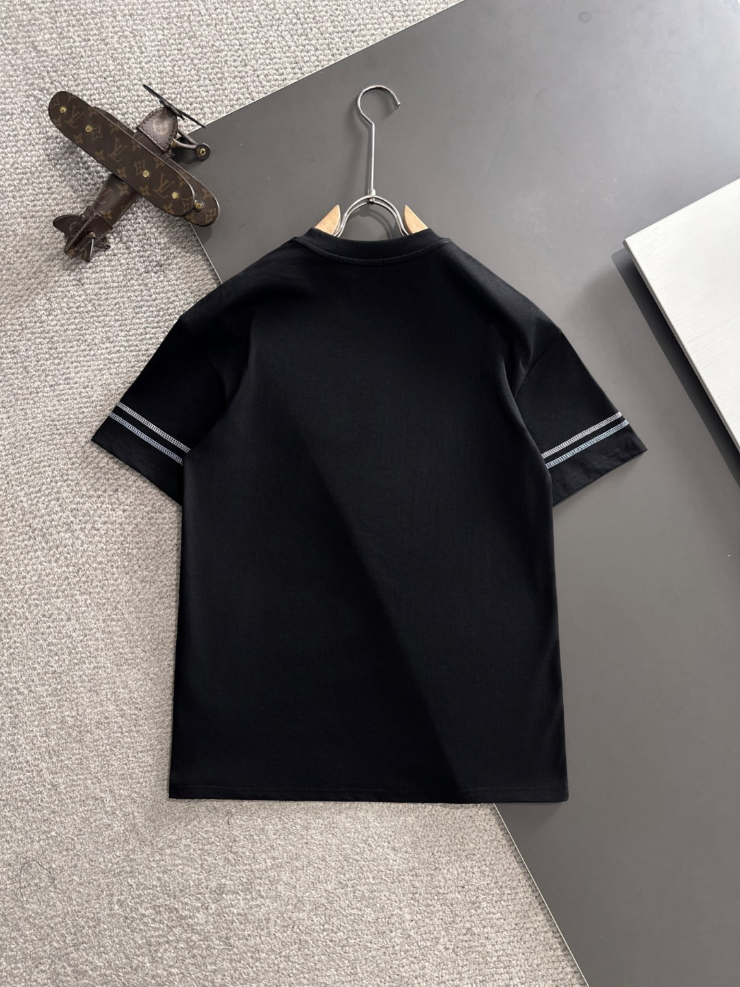 LuxluxHouse Best Quality Clothes T-shirt Moncler