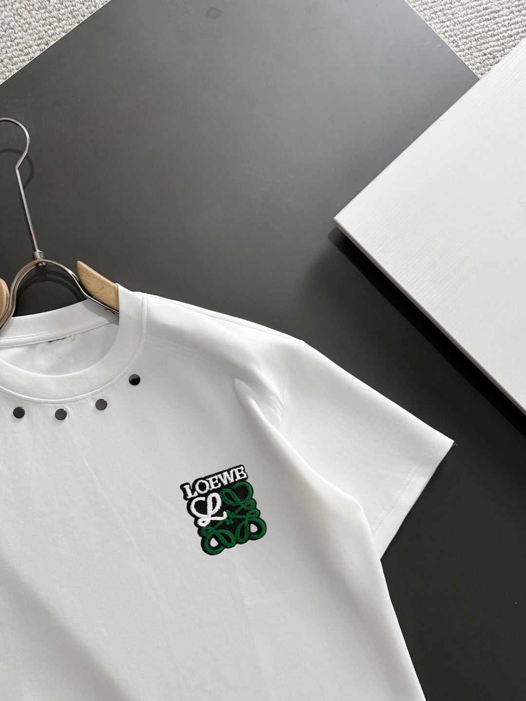 LuxluxHouse Best Quality Clothes T-shirt Loewe